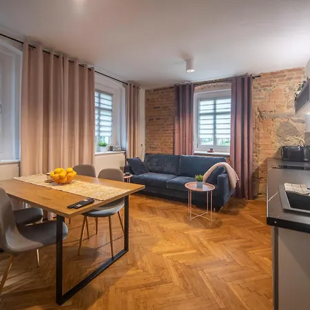 Aparthotel Sniezna 12 Ladek- Zdroj 3*